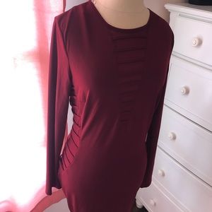 💕STRETCHY MAROON LONG SLEEVE DRESS
